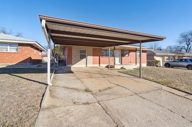753 SW 4th Place, Moore, OK 73160