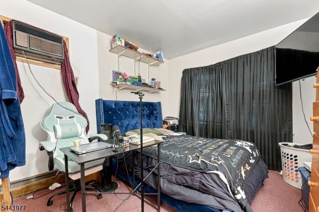 287 Clerk St, Jersey City, NJ 07304
