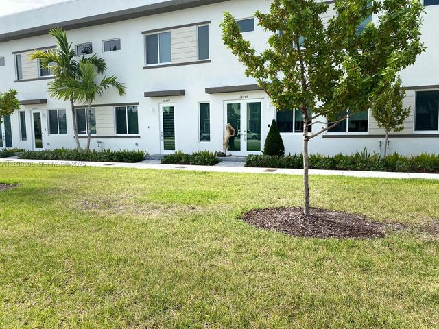 10445 NW 66th St 10445, Doral, FL 33178