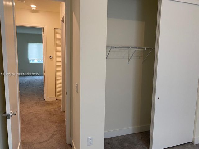 10445 NW 66th St 10445, Doral, FL 33178