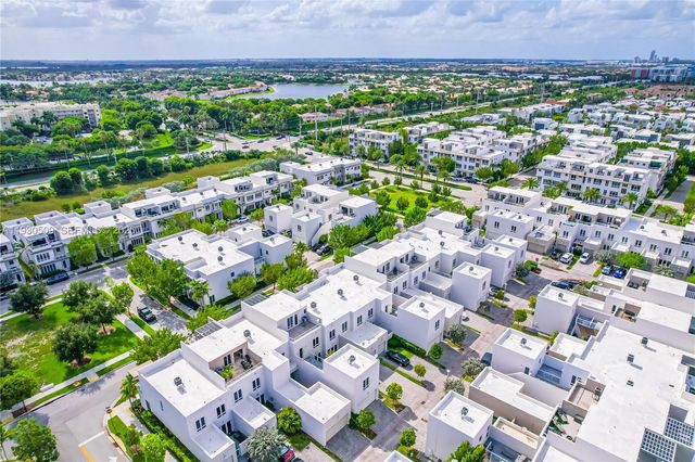 10445 NW 66th St 10445, Doral, FL 33178