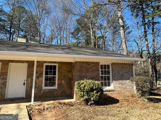 5172 Ridge Forest Drive, Stone Mountain, GA 30083
