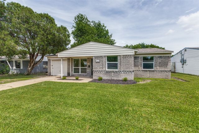 4518 Motley Drive, Mesquite, TX 75150
