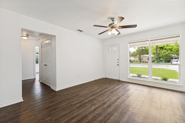 4518 Motley Drive, Mesquite, TX 75150
