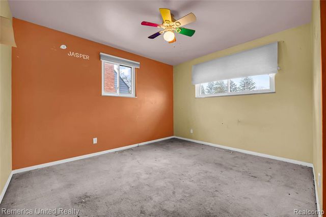 3450 Pershing Street, Wayne, MI 48184