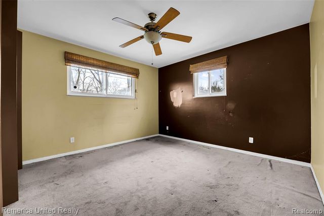 3450 Pershing Street, Wayne, MI 48184