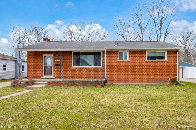 3450 Pershing Street, Wayne, MI 48184