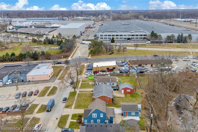 3450 Pershing Street, Wayne, MI 48184