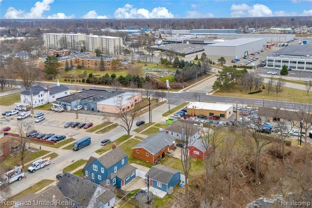 3450 Pershing Street, Wayne, MI 48184