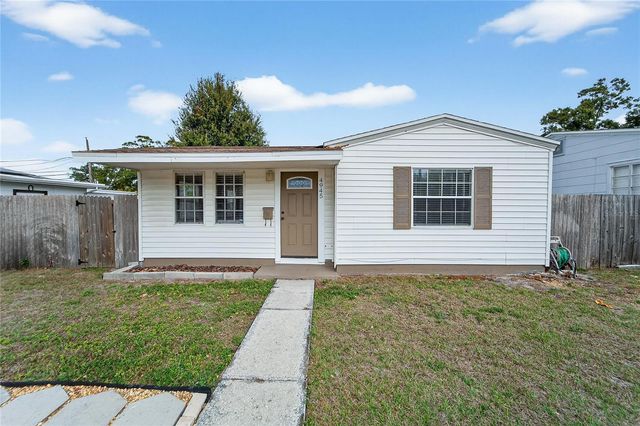 4945 36TH AVENUE N, St Petersburg, FL 33710
