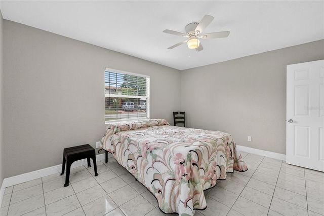 4945 36TH AVENUE N, St Petersburg, FL 33710