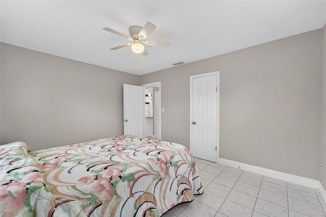 4945 36TH AVENUE N, St Petersburg, FL 33710