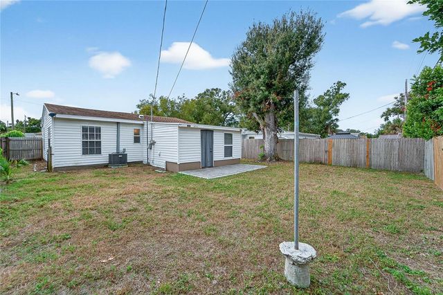 4945 36TH AVENUE N, St Petersburg, FL 33710