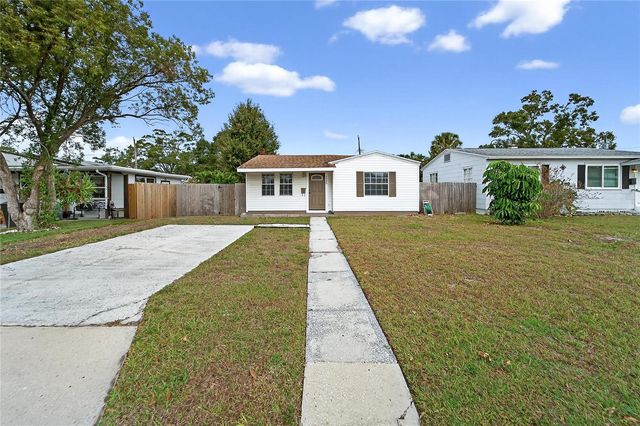 4945 36TH AVENUE N, St Petersburg, FL 33710