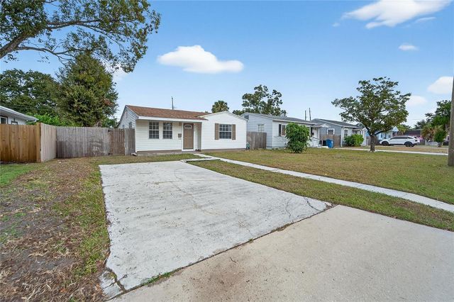4945 36TH AVENUE N, St Petersburg, FL 33710