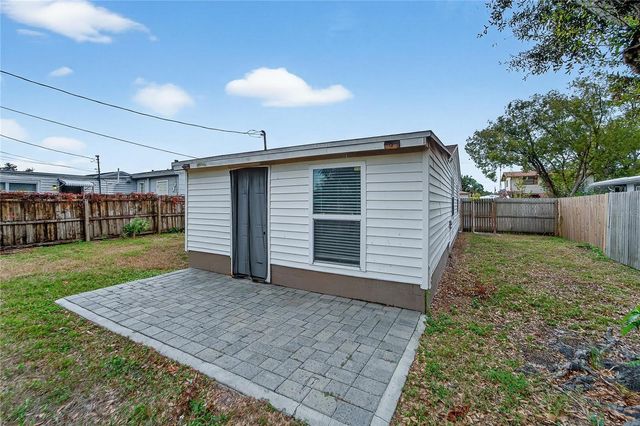 4945 36TH AVENUE N, St Petersburg, FL 33710