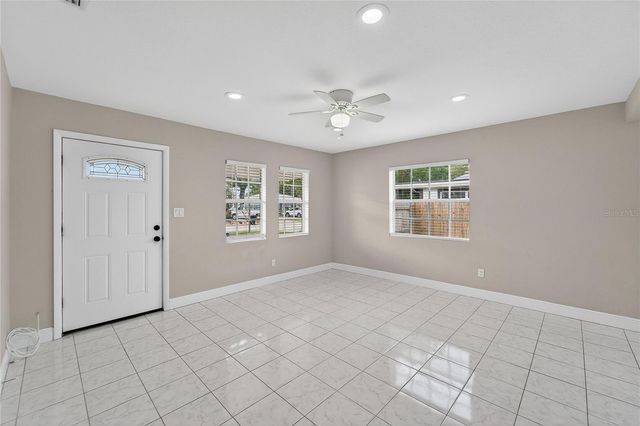 4945 36TH AVENUE N, St Petersburg, FL 33710