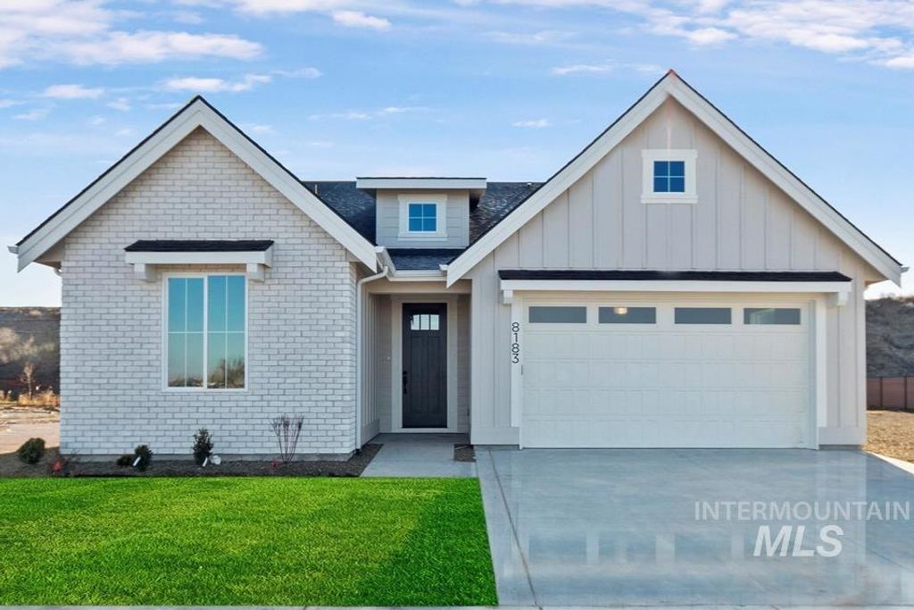 8183 W Show Horse Ct, Meridian, ID 83646