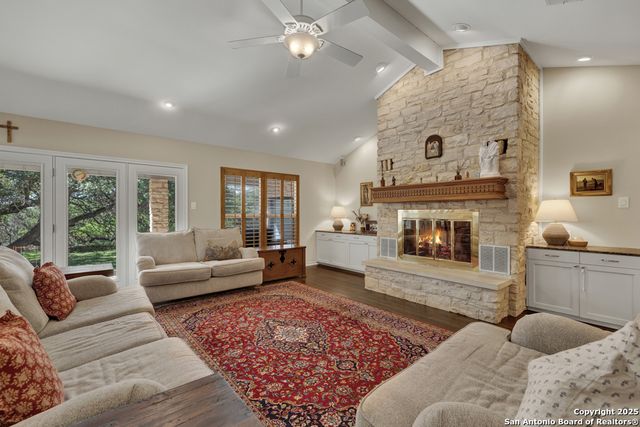 830 Palomino Lane, San Marcos, TX 78666