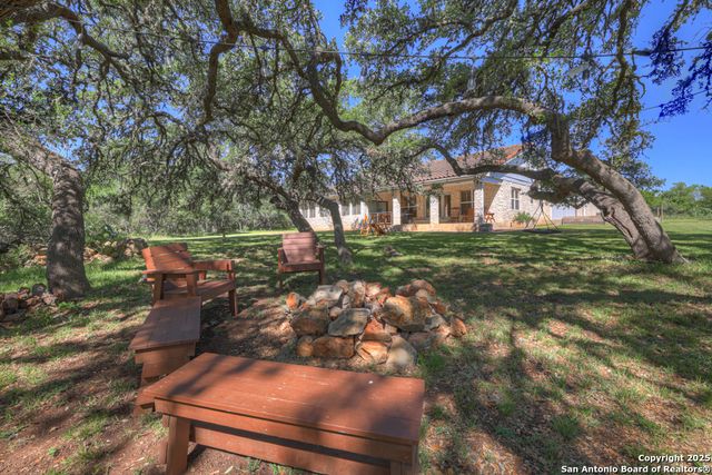 830 Palomino Lane, San Marcos, TX 78666