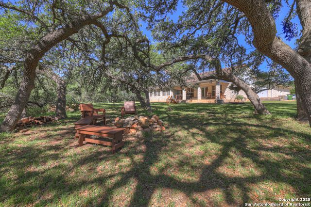 830 Palomino Lane, San Marcos, TX 78666
