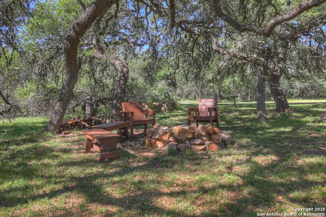 830 Palomino Lane, San Marcos, TX 78666