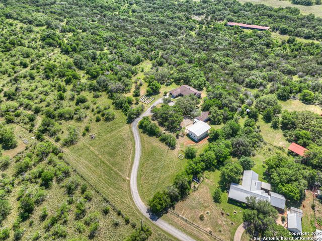 830 Palomino Lane, San Marcos, TX 78666