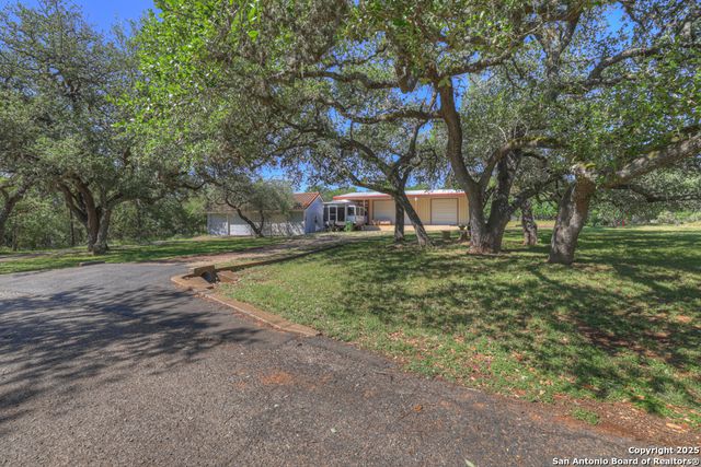 830 Palomino Lane, San Marcos, TX 78666