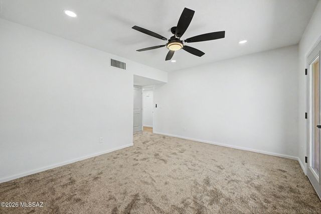 10881 E Camino Miramonte, Tucson, AZ 85749