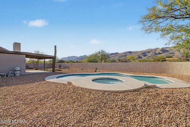 10881 E Camino Miramonte, Tucson, AZ 85749