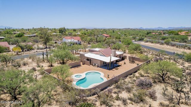 10881 E Camino Miramonte, Tucson, AZ 85749