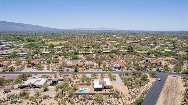 10881 E Camino Miramonte, Tucson, AZ 85749