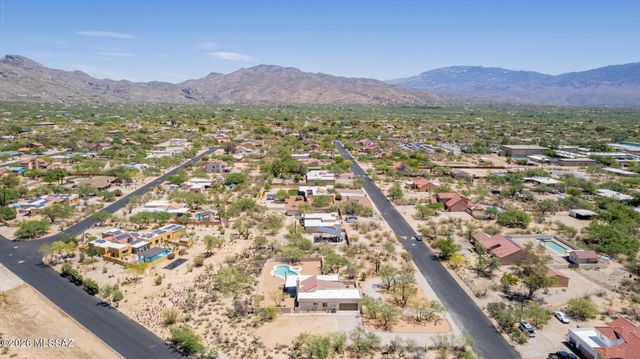 10881 E Camino Miramonte, Tucson, AZ 85749