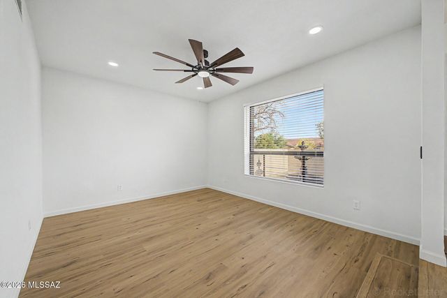 10881 E Camino Miramonte, Tucson, AZ 85749