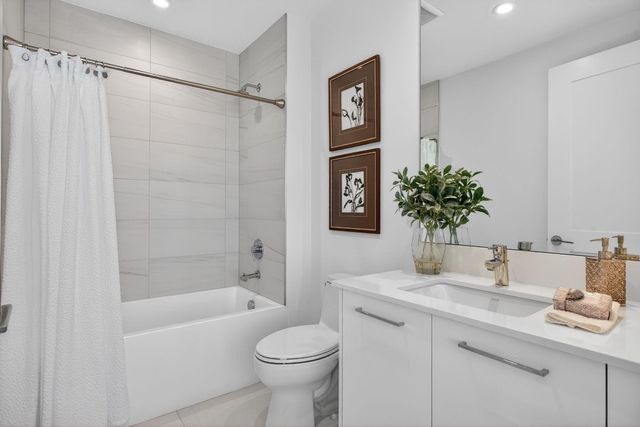 153 N Seabreeze Boulevard 2505, Fort Lauderdale, FL 33304