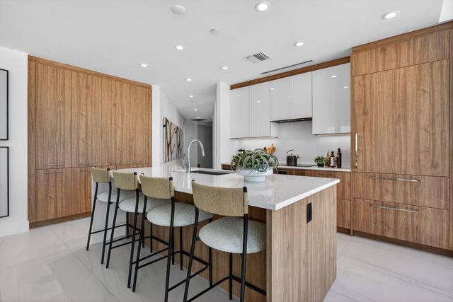 153 N Seabreeze Boulevard 2505, Fort Lauderdale, FL 33304