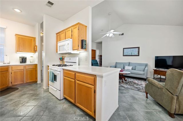 853 Camino De Oro, San Jacinto, CA 92583