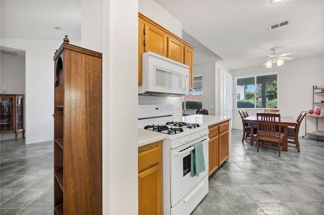 853 Camino De Oro, San Jacinto, CA 92583