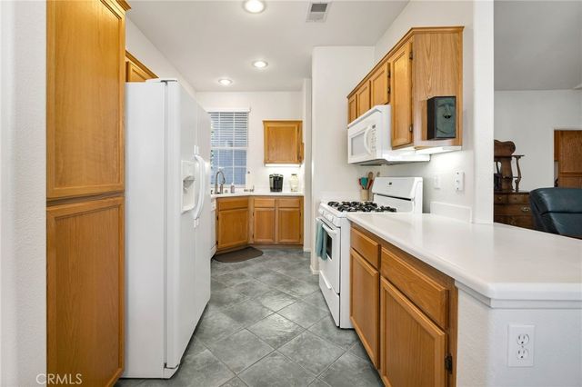 853 Camino De Oro, San Jacinto, CA 92583
