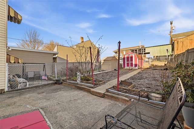 434 Cedarville St, Bloomfield, PA 15224