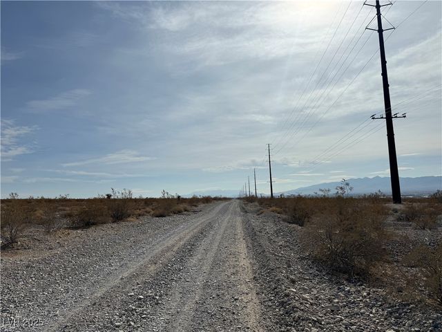 1610 North Higley Road, Pahrump, NV 89060