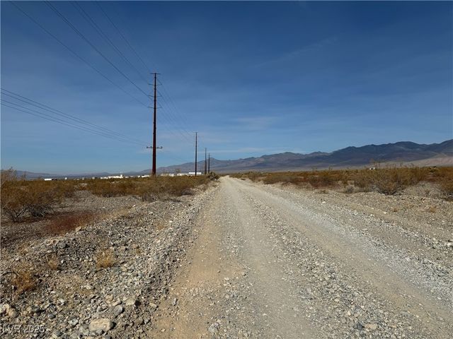 1610 North Higley Road, Pahrump, NV 89060