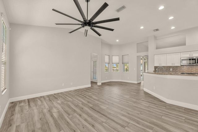5849 HERONRISE CRESCENT DRIVE, Lithia, FL 33547