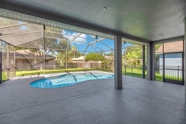 5849 HERONRISE CRESCENT DRIVE, Lithia, FL 33547