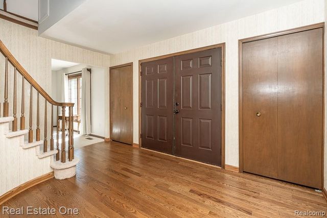 1020 Hidden Lane, Rochester Hills, MI 48309