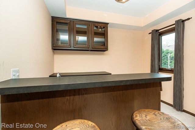 1020 Hidden Lane, Rochester Hills, MI 48309