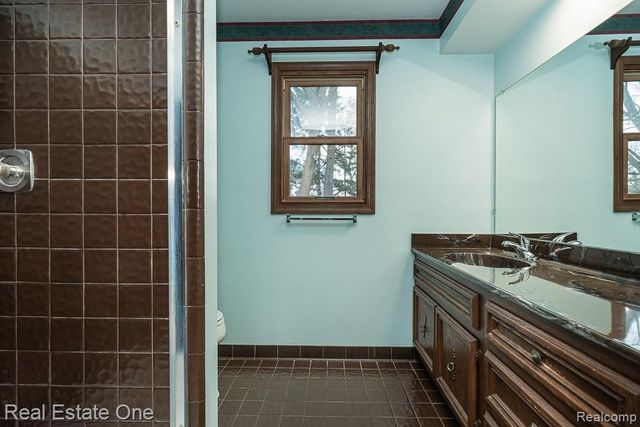 1020 Hidden Lane, Rochester Hills, MI 48309