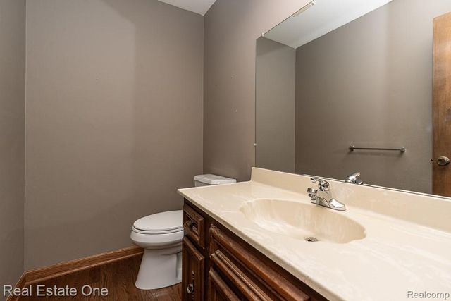 1020 Hidden Lane, Rochester Hills, MI 48309