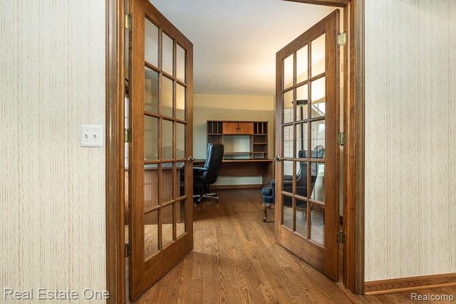 1020 Hidden Lane, Rochester Hills, MI 48309