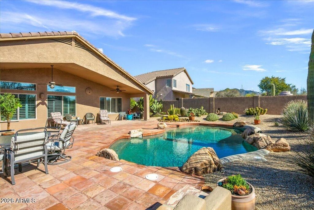 Image 1 of property listing at 33223 N SYMER Drive, Cave Creek, AZ 85331